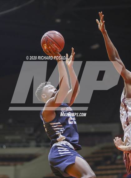 Thumbnail 3 in Independence vs. Redwood (CIF D2 Central Section Final) photogallery.