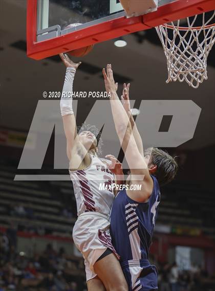 Thumbnail 3 in Independence vs. Redwood (CIF D2 Central Section Final) photogallery.