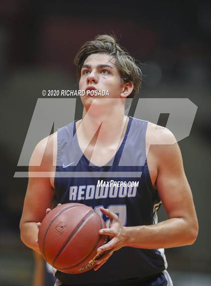Thumbnail 1 in Independence vs. Redwood (CIF D2 Central Section Final) photogallery.
