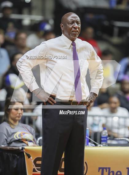 Thumbnail 3 in Independence vs. Redwood (CIF D2 Central Section Final) photogallery.
