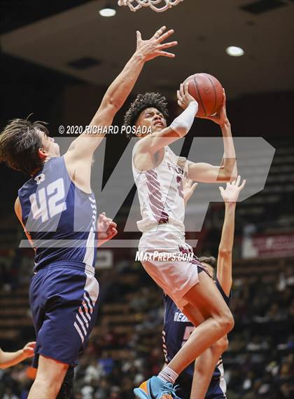 Thumbnail 1 in Independence vs. Redwood (CIF D2 Central Section Final) photogallery.