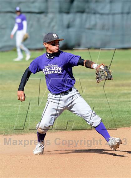 Thumbnail 3 in Madera South @ Tehachapi (CIF D3 Semifinal) photogallery.