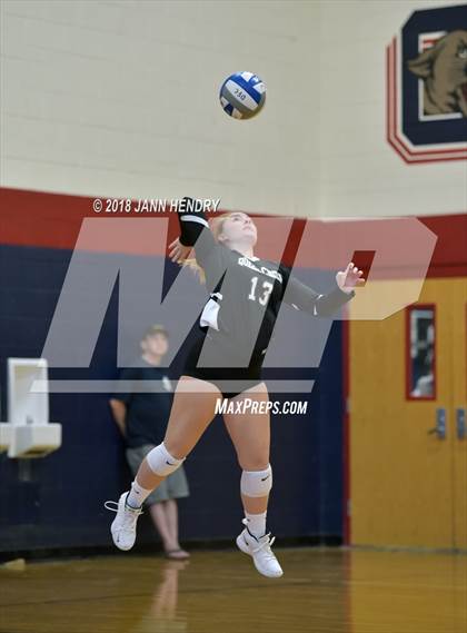Thumbnail 2 in Cathedral Catholic vs. Queen Creek (Durango Fall Classic) photogallery.