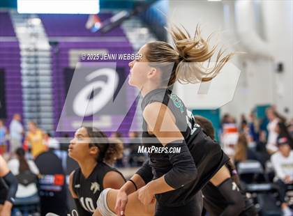 Thumbnail 2 in Mira Costa vs. Xavier College Prep (Durango Fall Classic) photogallery.