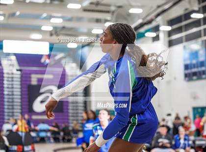 Thumbnail 1 in Mira Costa vs. Xavier College Prep (Durango Fall Classic) photogallery.
