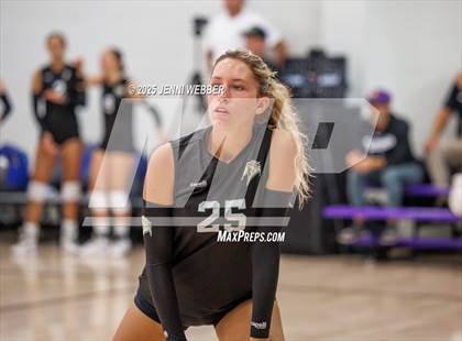 Thumbnail 1 in Mira Costa vs. Xavier College Prep (Durango Fall Classic) photogallery.