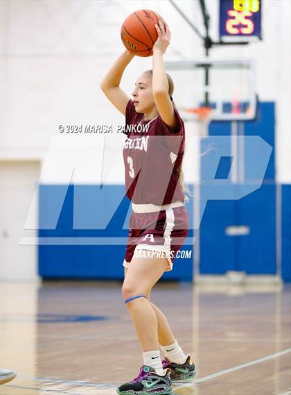 Thumbnail 1 in Auburn vs Central Square (NYSPHSAA Section 3 AA Final) photogallery.