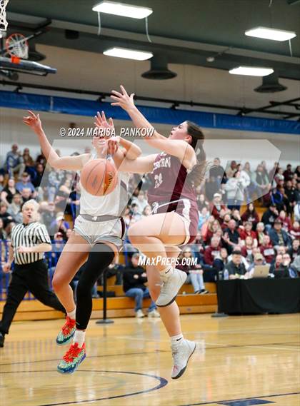 Thumbnail 2 in Auburn vs Central Square (NYSPHSAA Section 3 AA Final) photogallery.