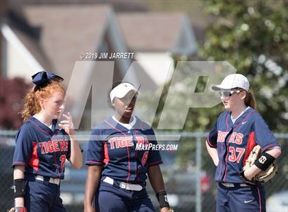 Thumbnail 2 in South Panola vs. Grenada photogallery.
