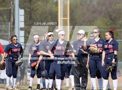 Thumbnail 3 in South Panola vs. Grenada photogallery.