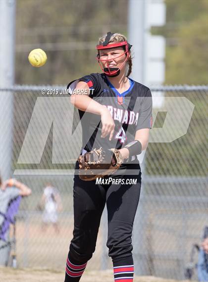 Thumbnail 1 in South Panola vs. Grenada photogallery.