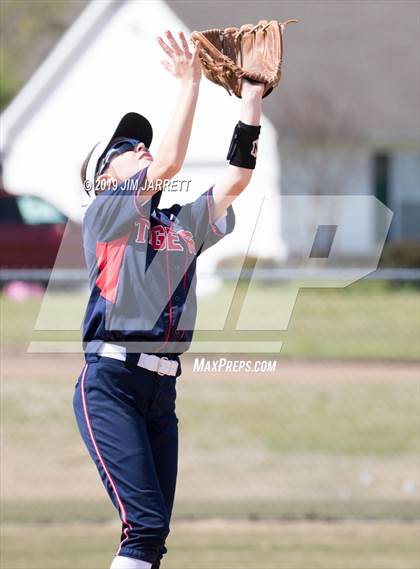 Thumbnail 1 in South Panola vs. Grenada photogallery.