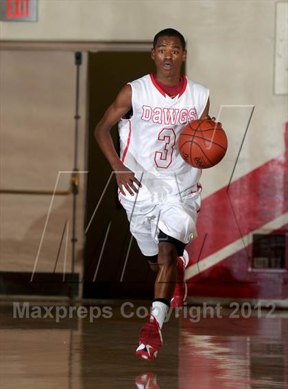 Thumbnail 2 in Pasadena vs AGBU (Rose City Roundball Classic) photogallery.