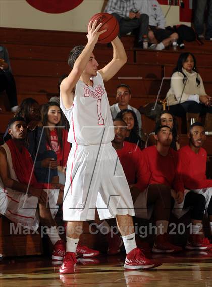 Thumbnail 1 in Pasadena vs AGBU (Rose City Roundball Classic) photogallery.