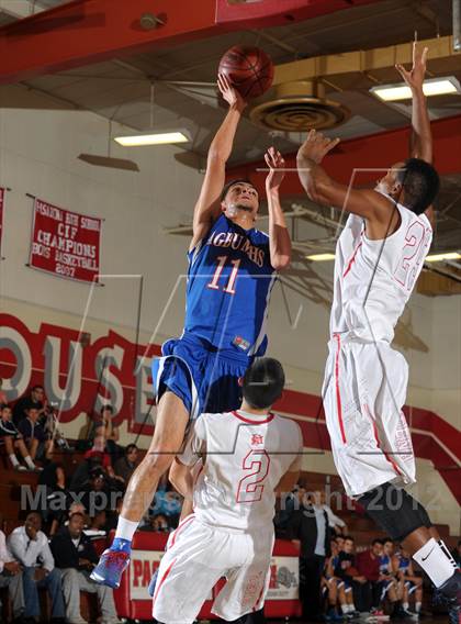 Thumbnail 1 in Pasadena vs AGBU (Rose City Roundball Classic) photogallery.