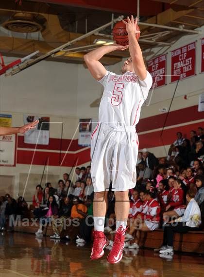 Thumbnail 1 in Pasadena vs AGBU (Rose City Roundball Classic) photogallery.
