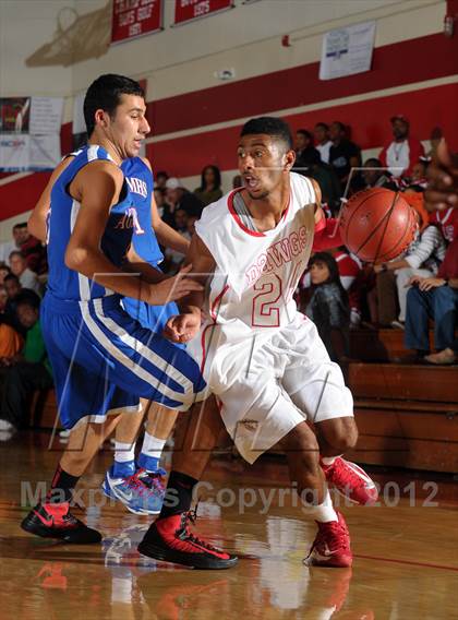 Thumbnail 2 in Pasadena vs AGBU (Rose City Roundball Classic) photogallery.