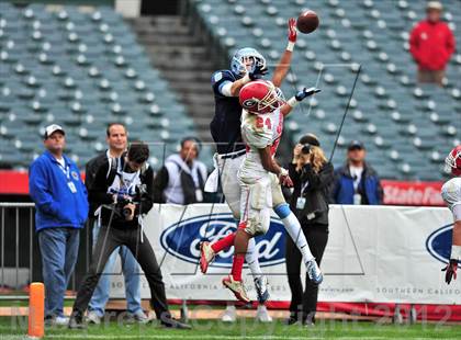 Thumbnail 3 in Garden Grove vs. Corona del Mar (CIF SS Southern Division Final) photogallery.