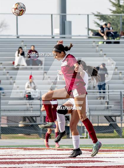 Thumbnail 2 in Whitney vs Ripon photogallery.