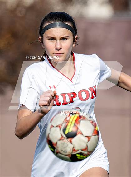 Thumbnail 2 in Whitney vs Ripon photogallery.