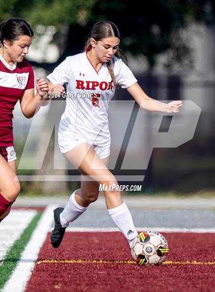 Thumbnail 2 in Whitney vs Ripon photogallery.