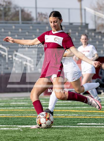 Thumbnail 1 in Whitney vs Ripon photogallery.