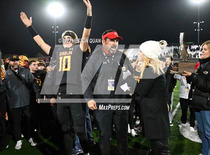 Thumbnail 3 in De La Salle vs. Mission Viejo (CIF State D1AA Final) photogallery.