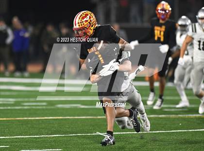 Thumbnail 2 in De La Salle vs. Mission Viejo (CIF State D1AA Final) photogallery.