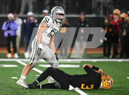Thumbnail 1 in De La Salle vs. Mission Viejo (CIF State D1AA Final) photogallery.