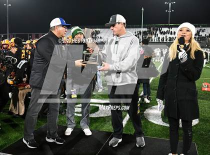 Thumbnail 1 in De La Salle vs. Mission Viejo (CIF State D1AA Final) photogallery.