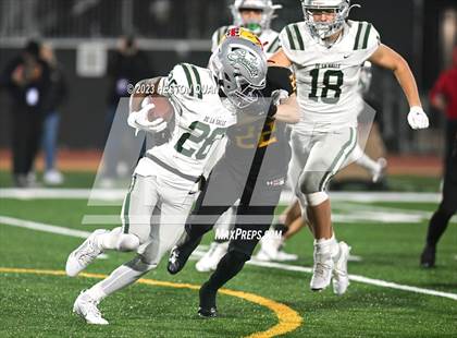 Thumbnail 3 in De La Salle vs. Mission Viejo (CIF State D1AA Final) photogallery.