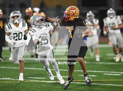 Thumbnail 3 in De La Salle vs. Mission Viejo (CIF State D1AA Final) photogallery.