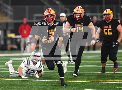 Thumbnail 3 in De La Salle vs. Mission Viejo (CIF State D1AA Final) photogallery.