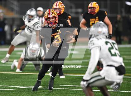 Thumbnail 2 in De La Salle vs. Mission Viejo (CIF State D1AA Final) photogallery.