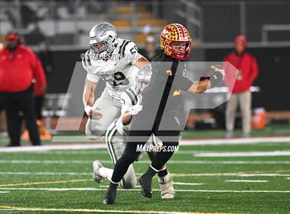 Thumbnail 3 in De La Salle vs. Mission Viejo (CIF State D1AA Final) photogallery.