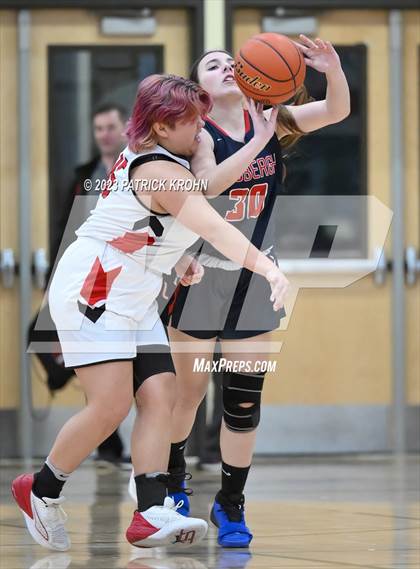 Thumbnail 3 in Lindbergh @ Sammamish photogallery.