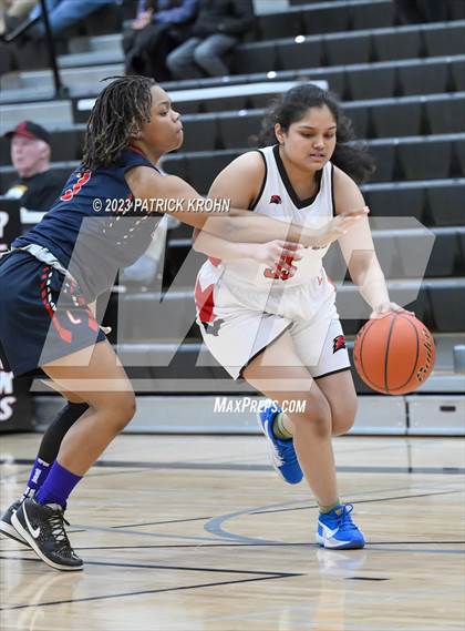 Thumbnail 3 in Lindbergh @ Sammamish photogallery.