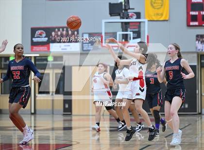 Thumbnail 1 in Lindbergh @ Sammamish photogallery.