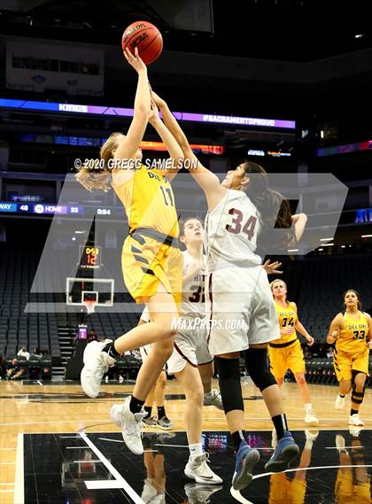 Thumbnail 1 in Whitney vs Del Oro @ Golden 1 Center photogallery.