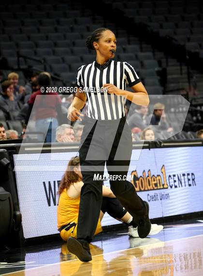Thumbnail 3 in Whitney vs Del Oro @ Golden 1 Center photogallery.