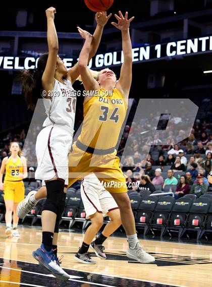Thumbnail 1 in Whitney vs Del Oro @ Golden 1 Center photogallery.