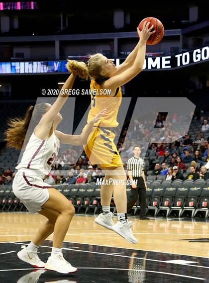 Thumbnail 1 in Whitney vs Del Oro @ Golden 1 Center photogallery.