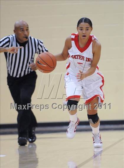 Thumbnail 1 in Riverdale Baptist vs. Mater Dei (Nike Tournament of Champions) photogallery.
