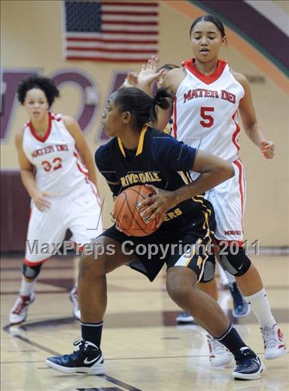 Thumbnail 3 in Riverdale Baptist vs. Mater Dei (Nike Tournament of Champions) photogallery.