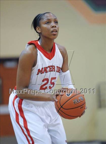 Thumbnail 2 in Riverdale Baptist vs. Mater Dei (Nike Tournament of Champions) photogallery.