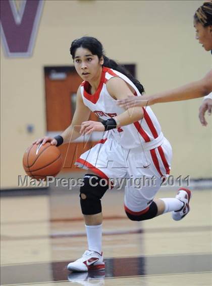 Thumbnail 1 in Riverdale Baptist vs. Mater Dei (Nike Tournament of Champions) photogallery.