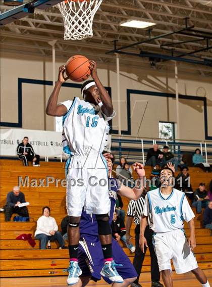 Thumbnail 3 in St. Joseph  vs Holy Name Central Catholic (Catholic School Showcase) photogallery.
