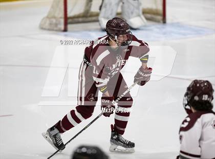 Thumbnail 2 in Goffstown vs Hanover (Brian C. Stone Memorial Christmas Tournament) photogallery.