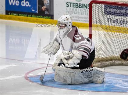 Thumbnail 1 in Goffstown vs Hanover (Brian C. Stone Memorial Christmas Tournament) photogallery.