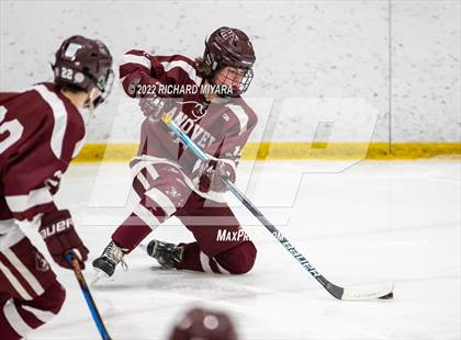 Thumbnail 3 in Goffstown vs Hanover (Brian C. Stone Memorial Christmas Tournament) photogallery.